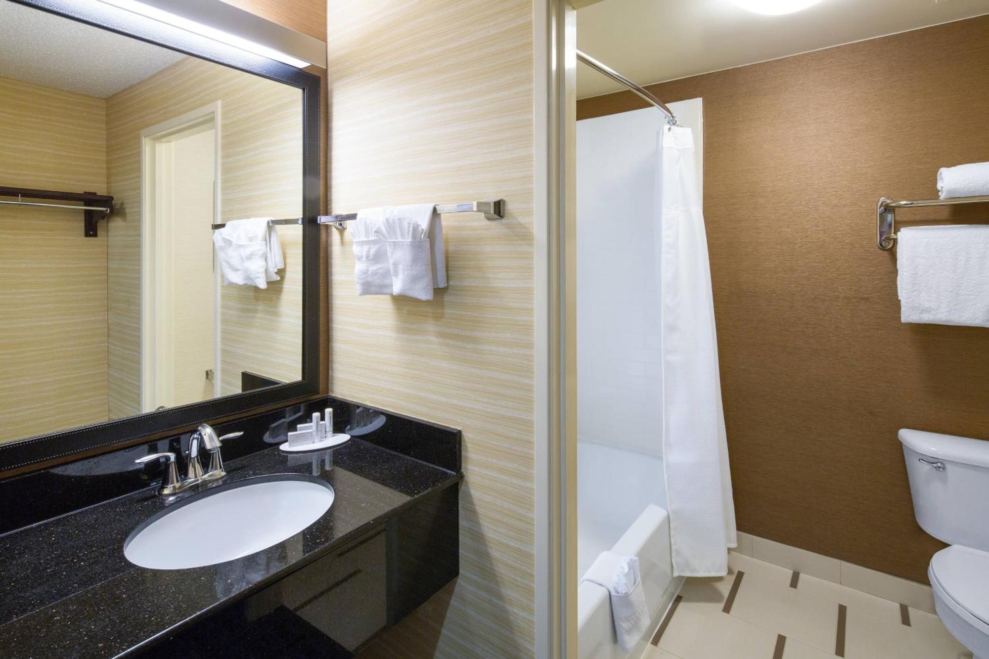 Fairfield Inn & Suites By Marriott San Antonio Airport/North Star Mall Esterno foto
