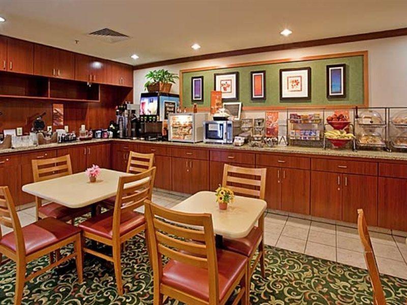 Fairfield Inn & Suites By Marriott San Antonio Airport/North Star Mall Esterno foto