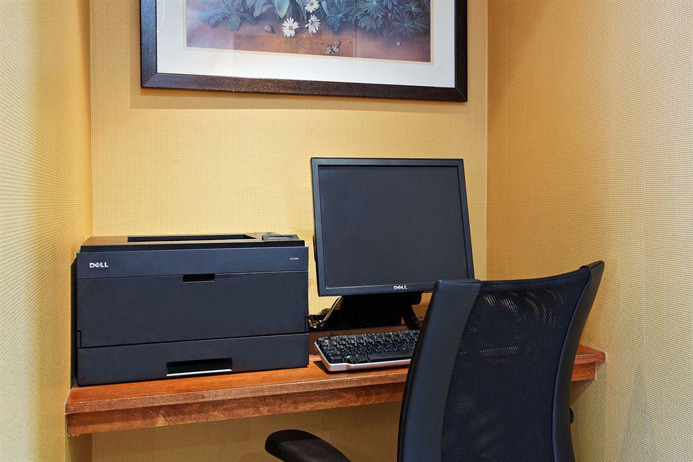 Fairfield Inn & Suites By Marriott San Antonio Airport/North Star Mall Esterno foto