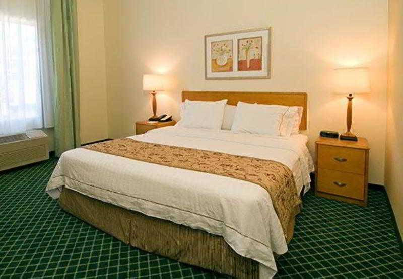 Fairfield Inn & Suites By Marriott San Antonio Airport/North Star Mall Esterno foto